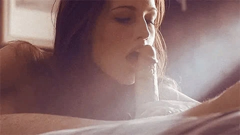 A pretty brunette girl loves having a cock in her mouth