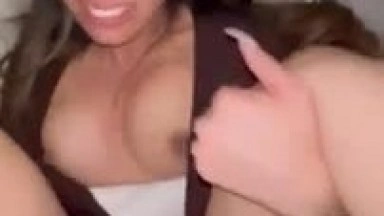 Fast sex with a hot asian chick