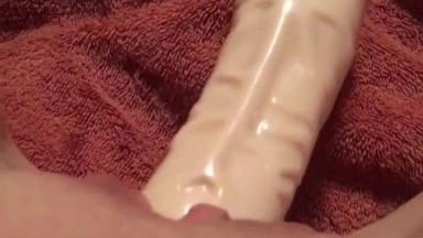 Pussy squirt with dildo machine